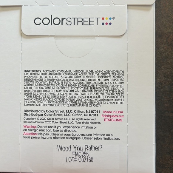 Color street nail polish strips wood you rather green - Picture 3 of 3